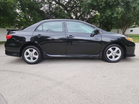 Used 2012 Toyota Corolla S FWD image 8