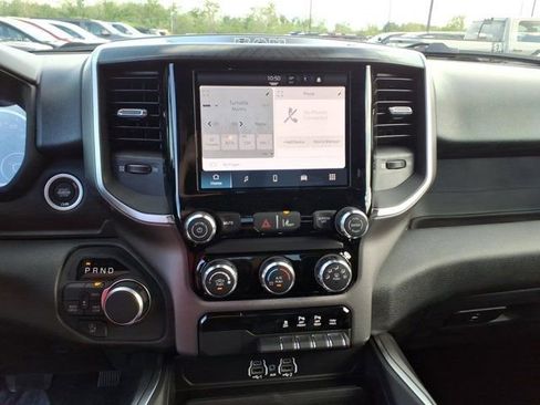 New 2026 RAM 1500 Express AWD/4WD image 7