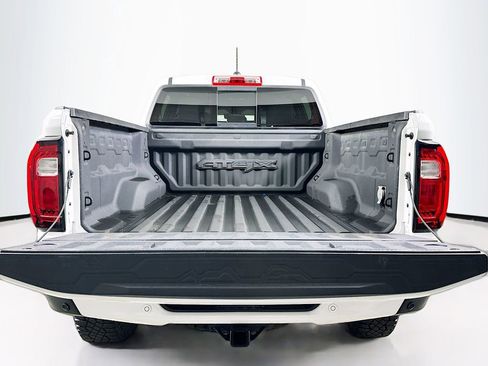 Used 2024 GMC Canyon AT4X AWD/4WD image 16
