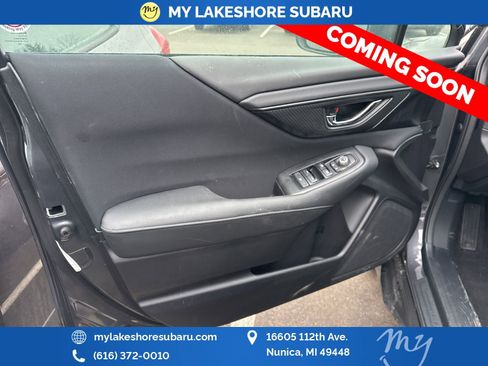 Used 2025 Subaru Outback Premium image 9