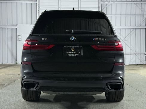 Used 2022 BMW X7 M50i image 11