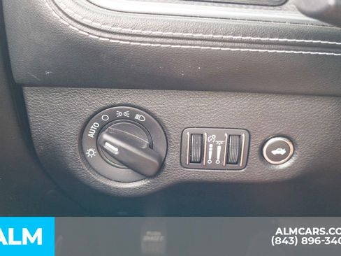 Used 2020 Dodge Challenger SRT Hellcat w/ Plus Package image 33