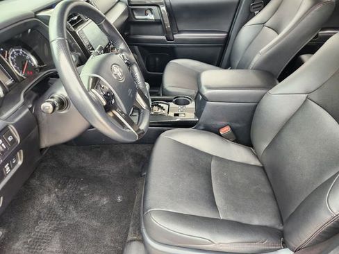Used 2023 Toyota 4Runner TRD Off-Road Premium w/ Moonroof Package AWD/4WD image 9