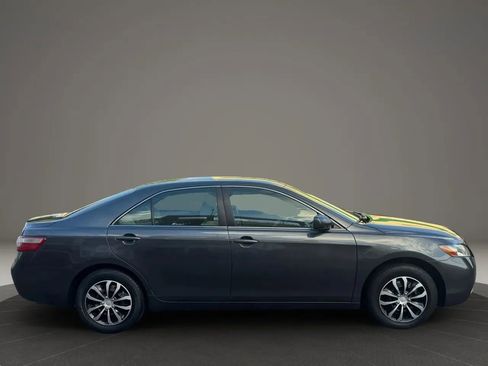 Used 2007 Toyota Camry LE image 4