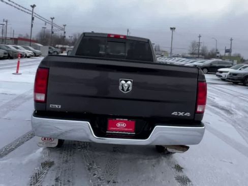 Used 2019 RAM 1500 Classic SLT AWD/4WD image 7