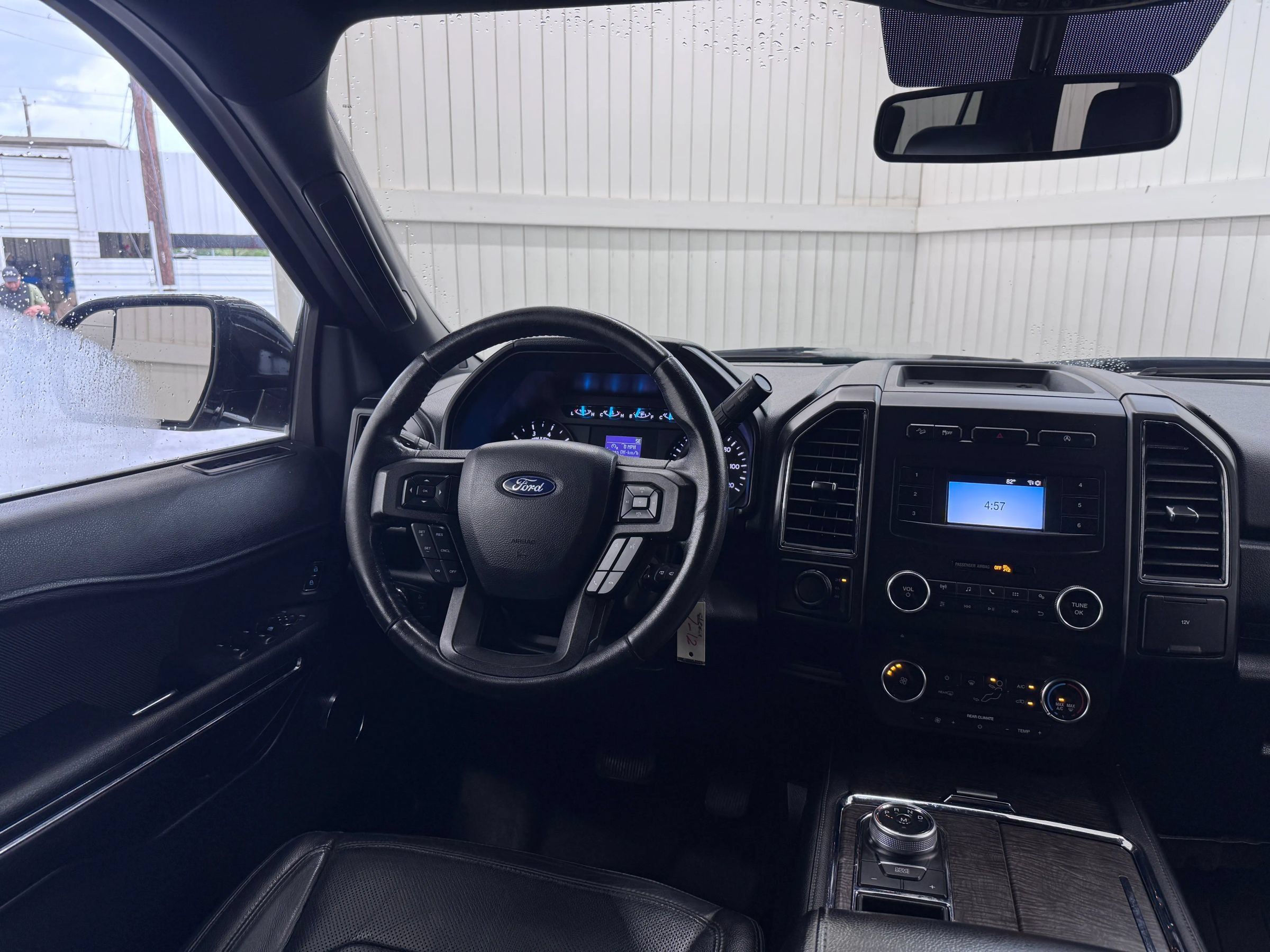 Used 2018 Ford Expedition XL AWD/4WD image 15