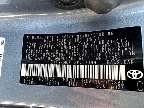 Used 2025 Toyota Corolla SE FWD image 16