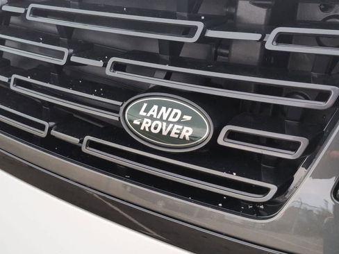 New 2026 Land Rover Range Rover SE image 11