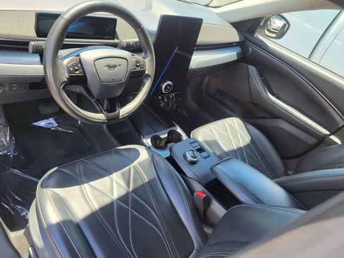 Used 2021 Ford Mustang Mach-E Select RWD image 11
