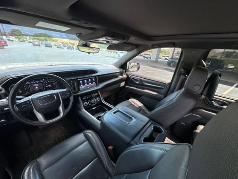 Used 2021 GMC Yukon Denali w/ Denali Premium Package AWD/4WD image 6