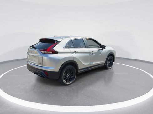 Used 2024 Mitsubishi Eclipse Cross LE AWD/4WD image 8