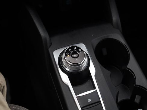 Used 2021 Ford Escape SE FWD image 6