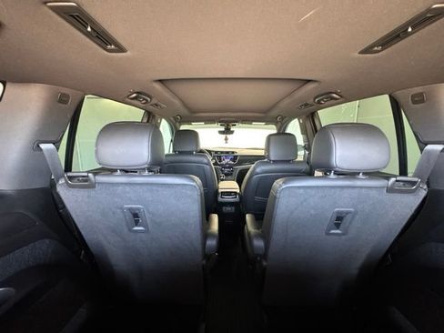Used 2024 Cadillac XT6 Premium Luxury w/ Technology Package FWD image 34