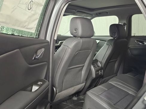Used 2026 Chevrolet Blazer LT w/ Sound & Technology Package AWD/4WD image 17