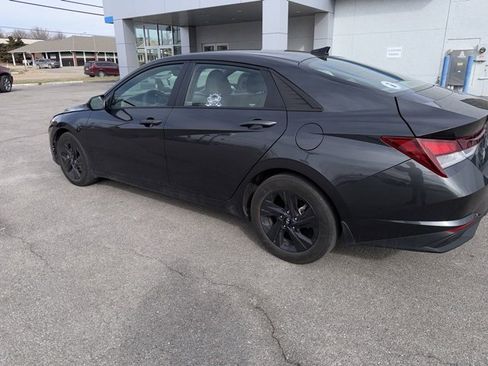 Used 2022 Hyundai Elantra SEL w/ Convenience Package image 21