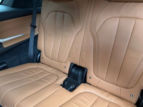 Certified 2022 BMW X7 xDrive40i w/ M Sport Package image 19