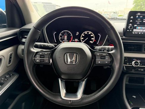 Certified 2025 Honda Pilot EX-L image 13