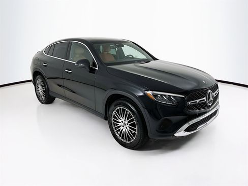 Certified 2026 Mercedes-Benz GLC 300 4MATIC image 1