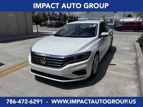 Used 2020 Volkswagen Passat 2.0T SE FWD image 1