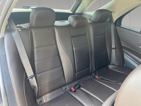 Used 2020 Mercedes-Benz GLE 350 4MATIC w/ Premium Package image 18