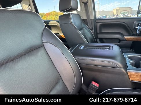 Used 2017 Chevrolet Silverado 2500 High Country w/ Duramax Plus Package image 88