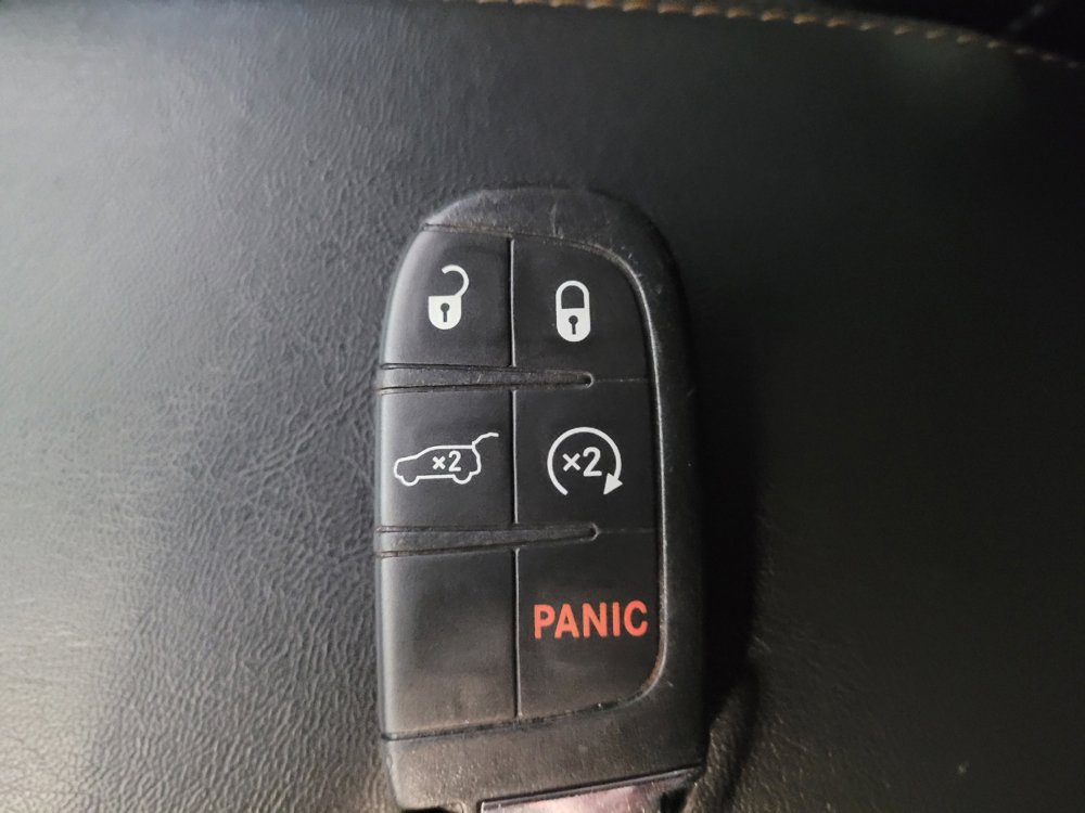 Used 2018 Jeep Compass Limited w/ Navigation Group FWD image 32