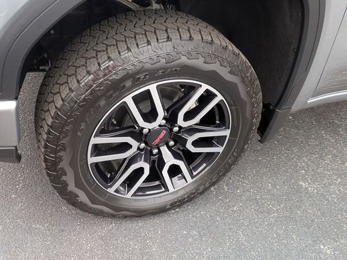 Certified 2025 GMC Sierra 1500 AT4 w/ Technology Package image 12