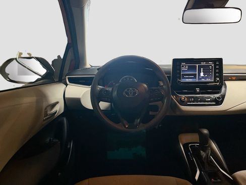 Used 2021 Toyota Corolla LE FWD image 20