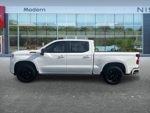 Used 2023 Chevrolet Silverado 1500 RST w/ Z71 Off-Road Package AWD/4WD image 8