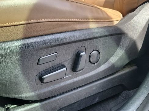 Used 2021 Kia Telluride SX w/ SX Prestige Package AWD/4WD image 16