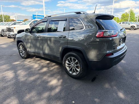 Used 2020 Jeep Cherokee Latitude Plus w/ Cold Weather Group AWD/4WD image 7