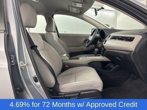 Used 2017 Honda HR-V LX image 28