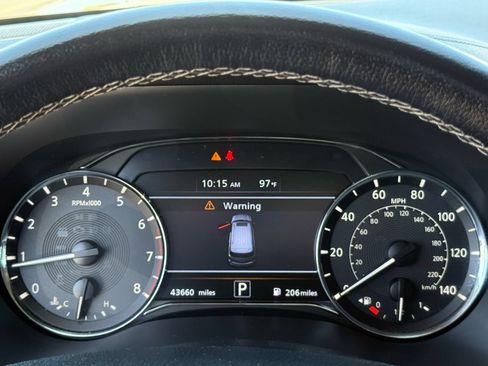Used 2024 INFINITI QX80 Luxe RWD image 19
