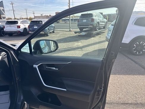 Used 2024 Toyota RAV4 XLE image 7