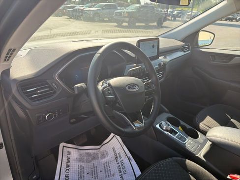 Used 2024 Ford Escape Active AWD/4WD image 10
