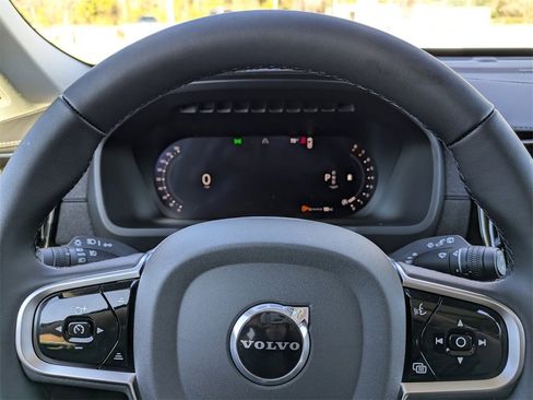 New 2026 Volvo XC90 B6 Plus w/ Protection Package Premier image 41