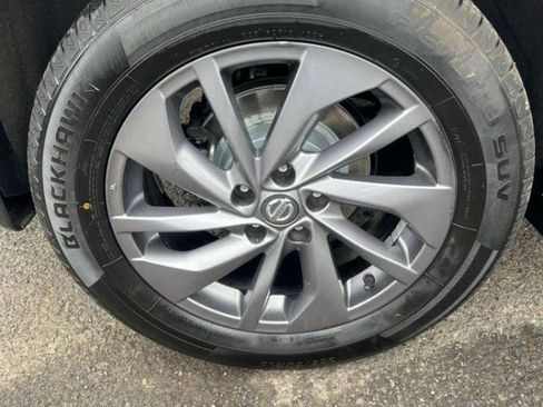 Used 2016 Nissan Rogue SL w/ SL Premium Package image 14