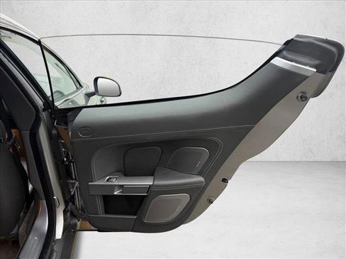 Used 2015 Aston Martin Rapide S image 23