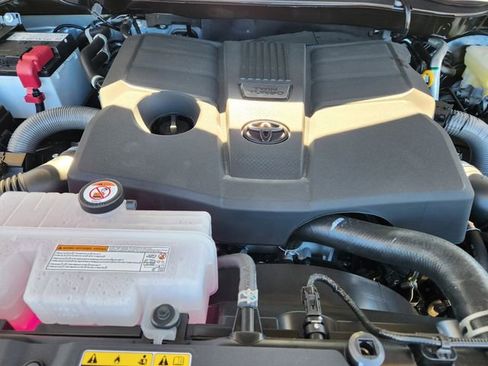 New 2026 Toyota Tundra Platinum AWD/4WD image 24