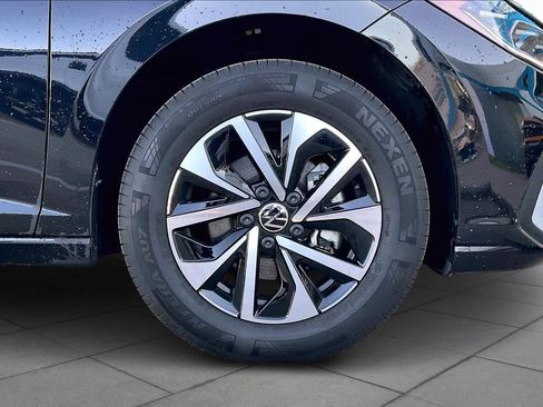 Used 2025 Volkswagen Jetta S image 11