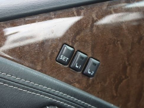 Used 2016 INFINITI QX80 2WD image 31