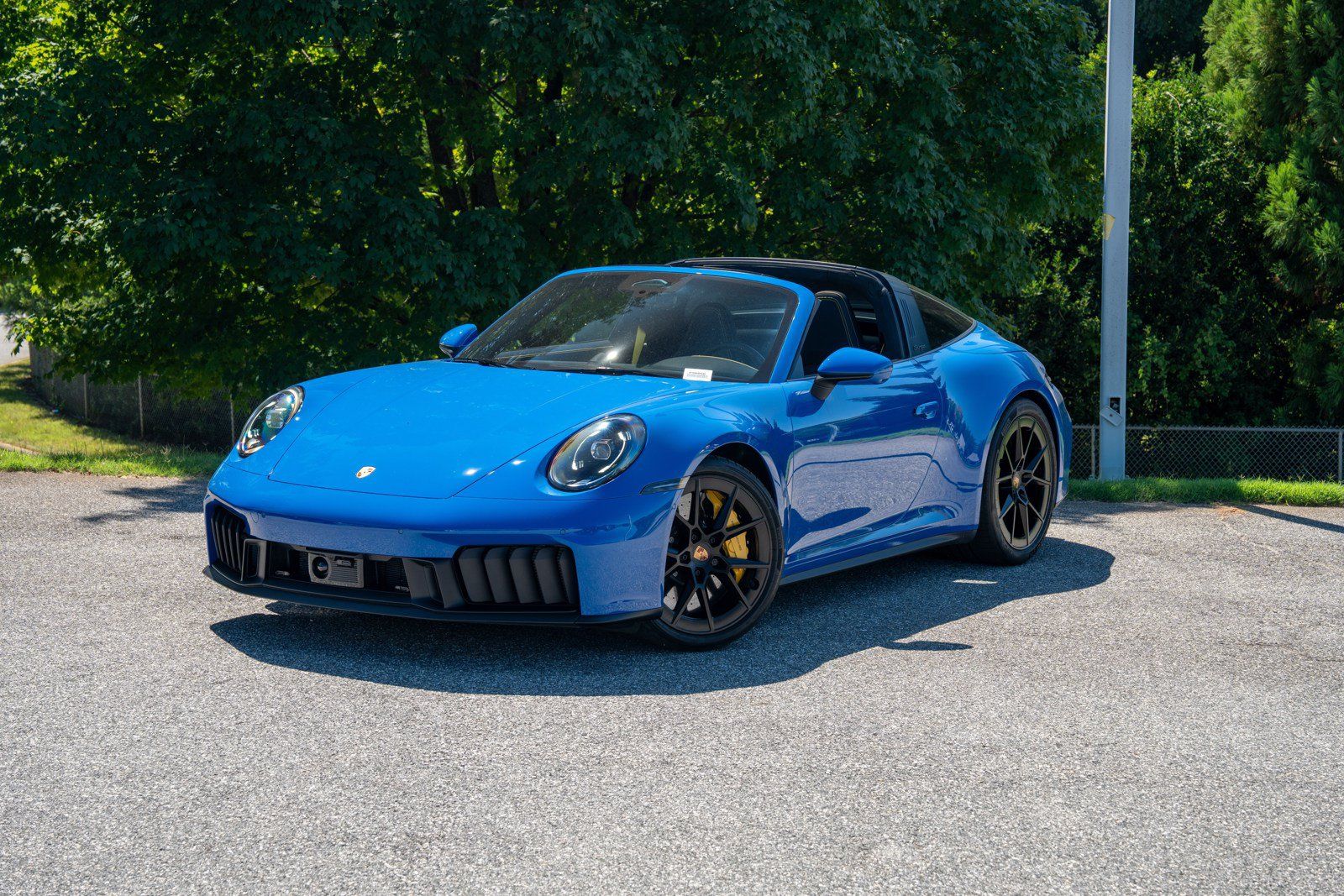 Certified 2026 Porsche 911 Targa 4 GTS AWD/4WD image 1