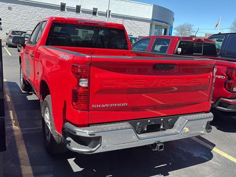 New 2026 Chevrolet Silverado 1500 W/T w/ WT Value Package AWD/4WD image 4