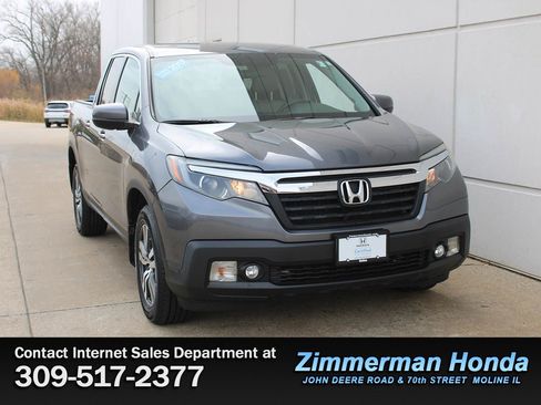Certified 2017 Honda Ridgeline RTS image 3