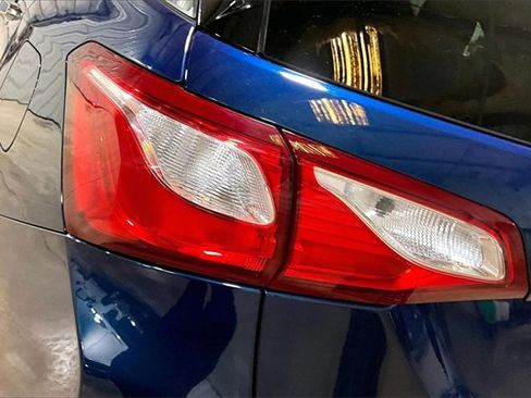 Used 2020 Chevrolet Equinox Premier image 8