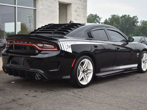 Used 2023 Dodge Charger Scat Pack w/ Plus Group RWD image 15