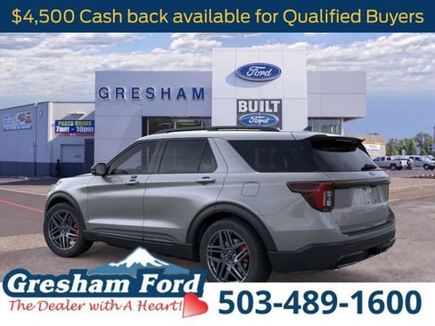 New 2026 Ford Explorer ST-Line w/ ST-Line Street Pack AWD/4WD image 4