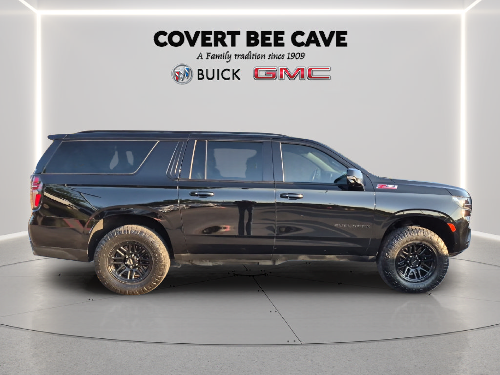 Used 2022 Chevrolet Suburban Z71 w/ Z71 Off-Road Package AWD/4WD image 8