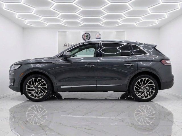 Used 2019 Lincoln Nautilus Reserve AWD/4WD image 2
