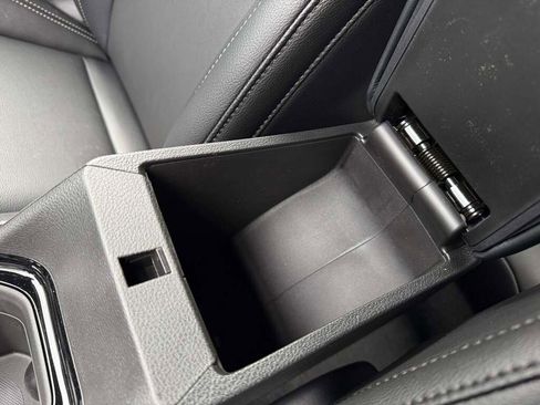 New 2026 Jeep Compass Limited image 34